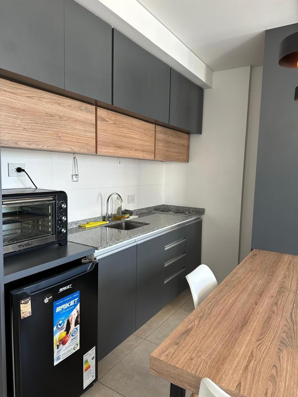 M O R A 1 & Office Apartment Cipolletti